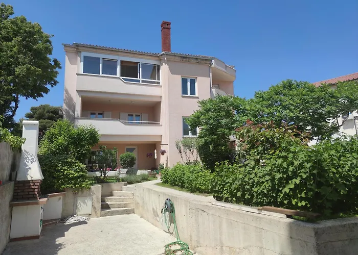 Apartments Dijana