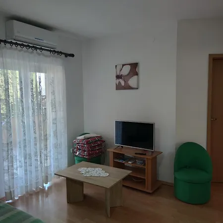 Apartments Dijana Krk Town Exterior foto
