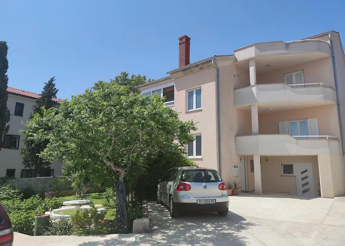 Apartments Dijana