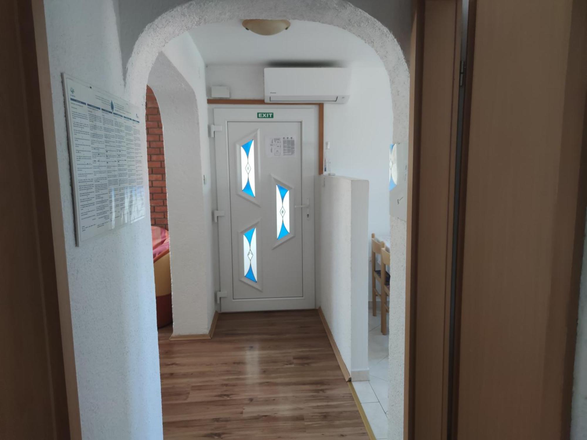 Apartment Dijana *